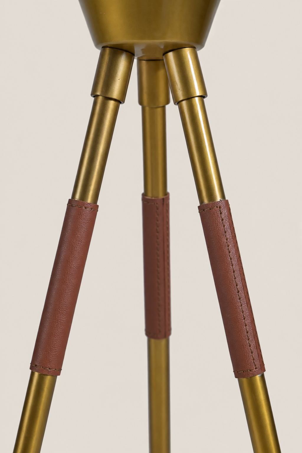 The Tripod Drink Table