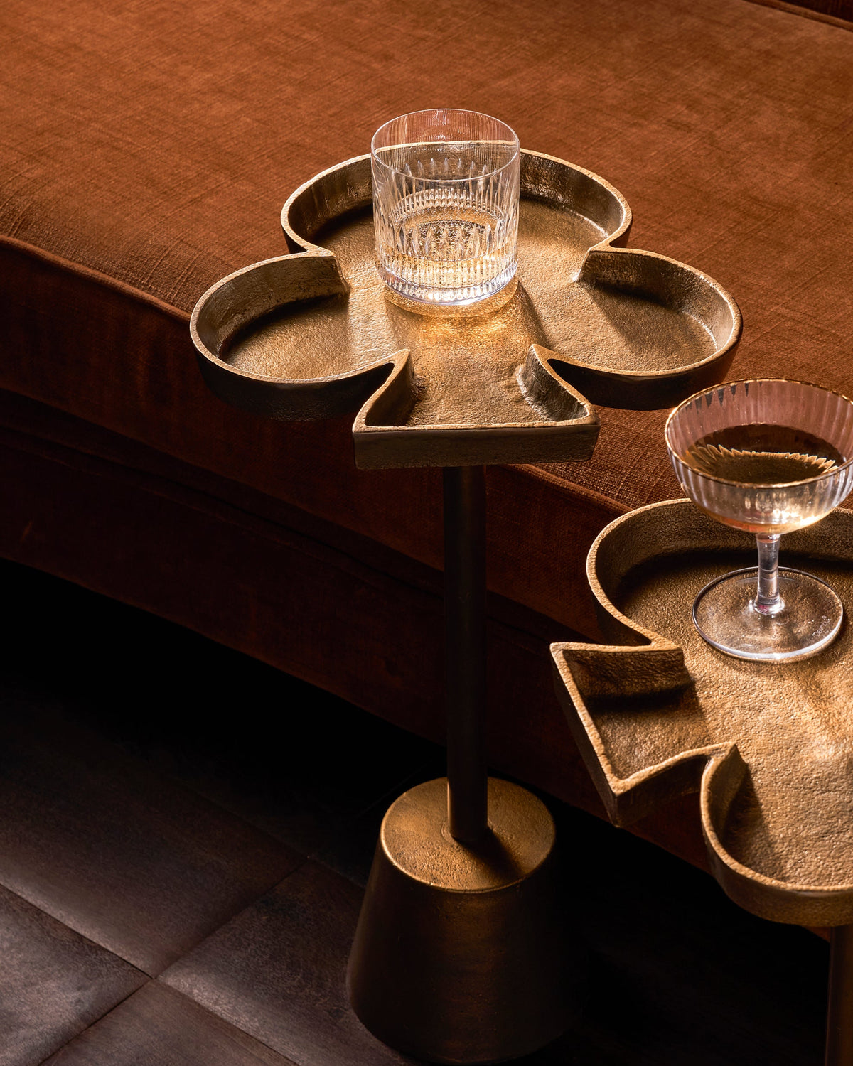 The Club Drink Table