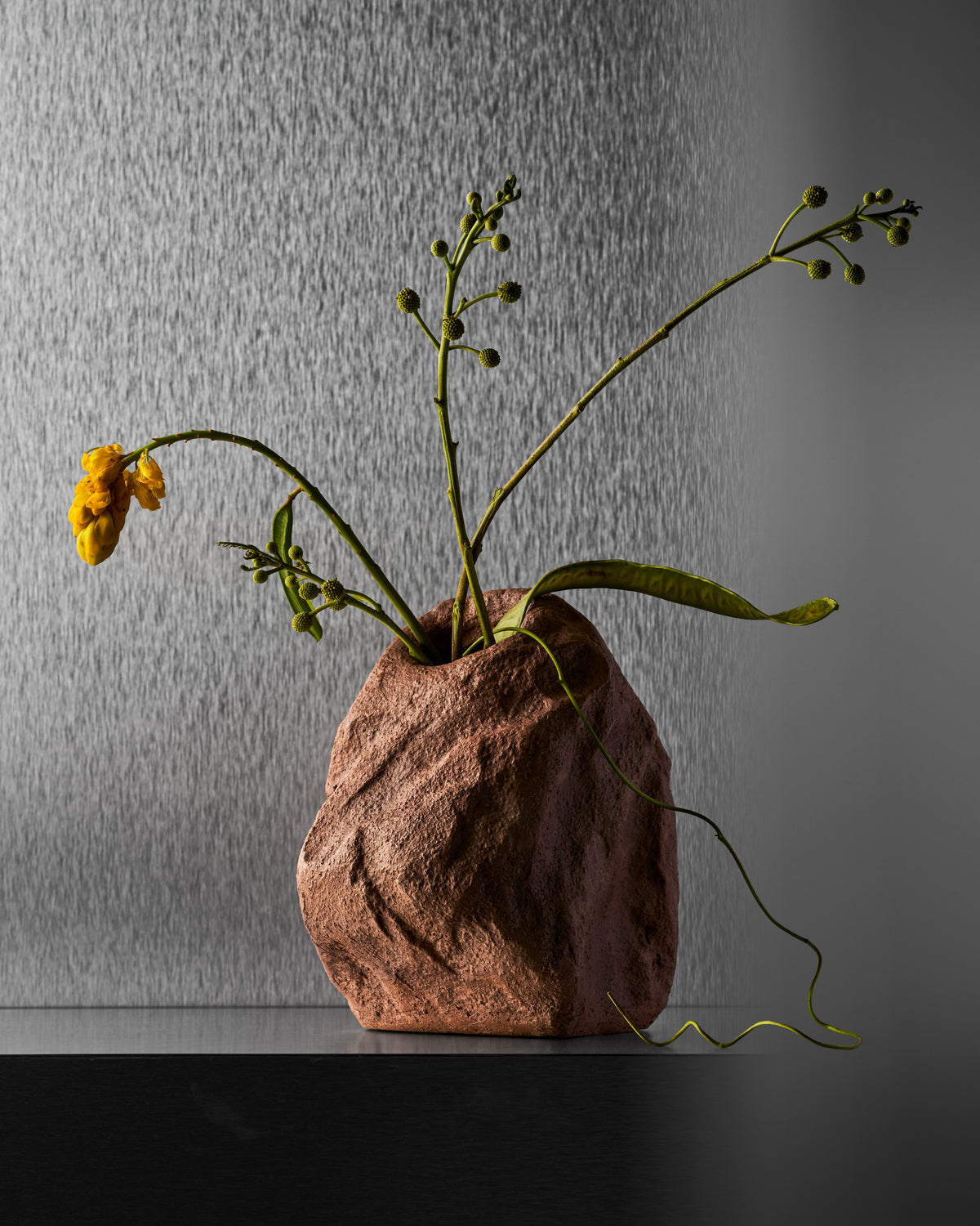 Cairn Vase