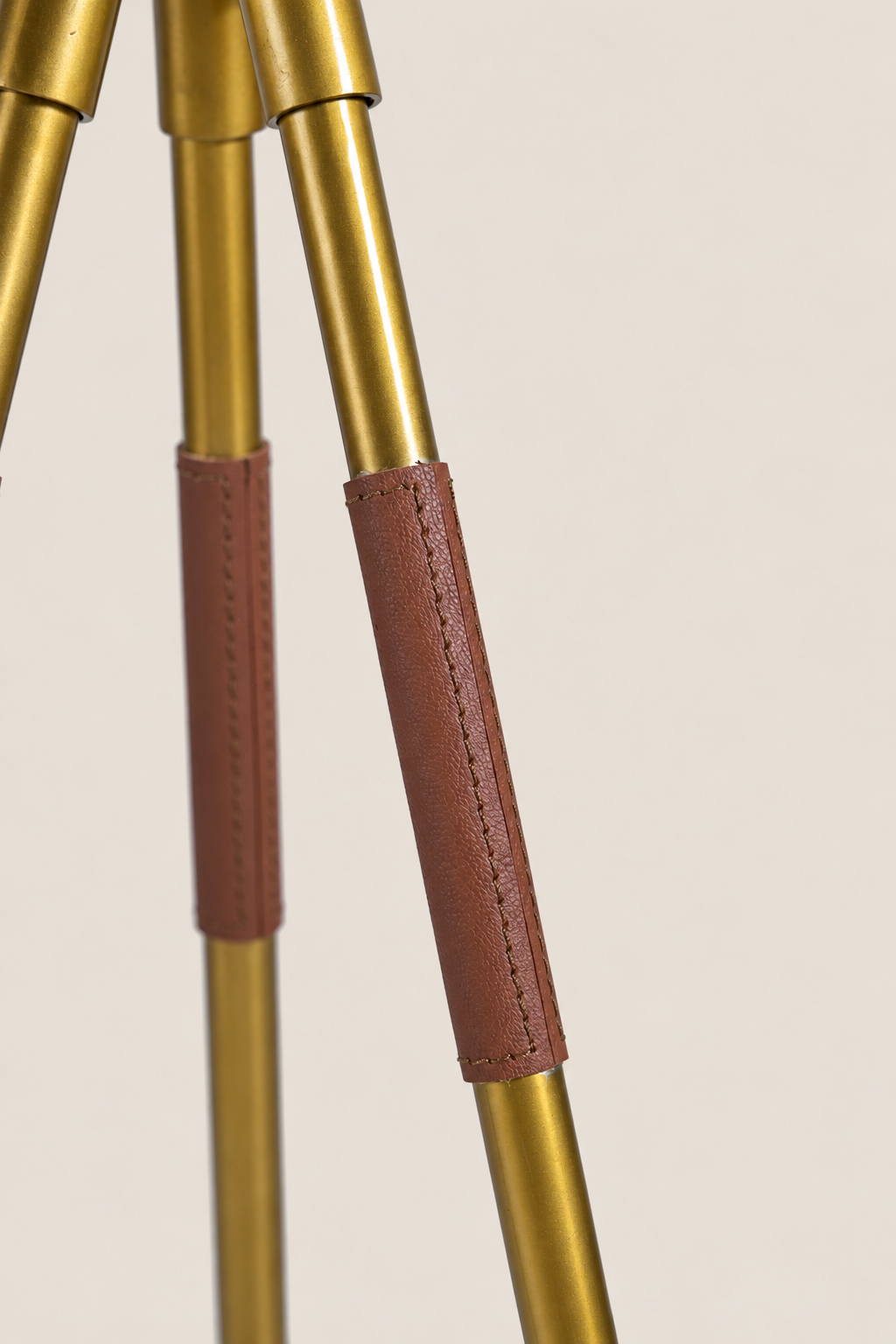 The Tripod Drink Table