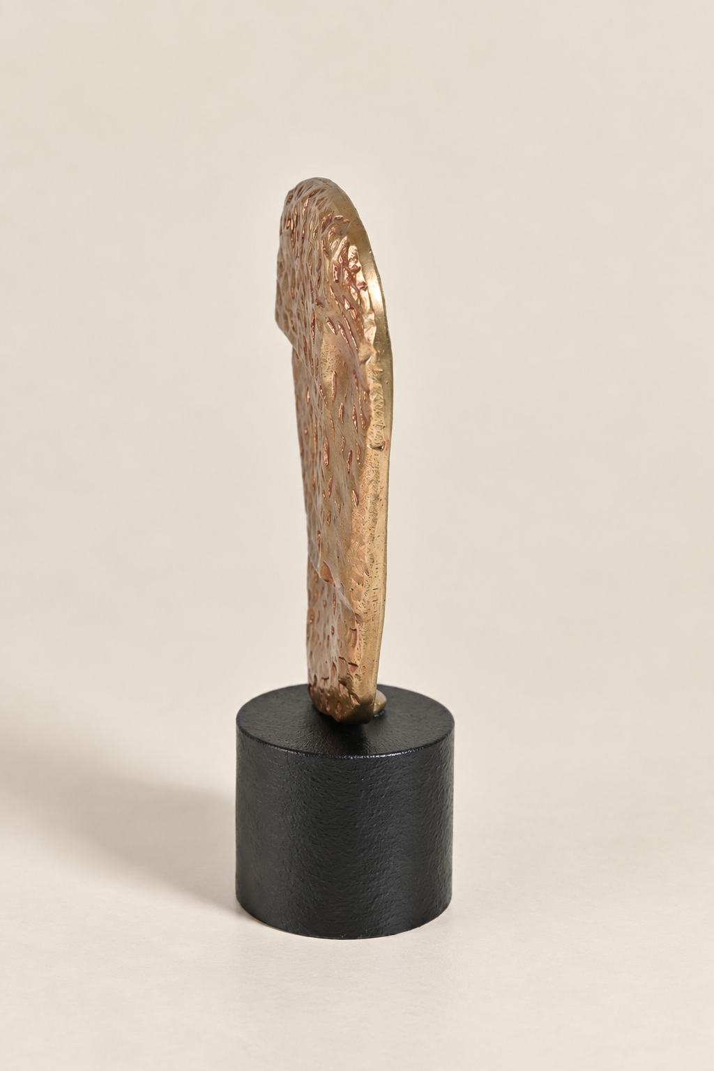 THE MUSE SCULPTURE